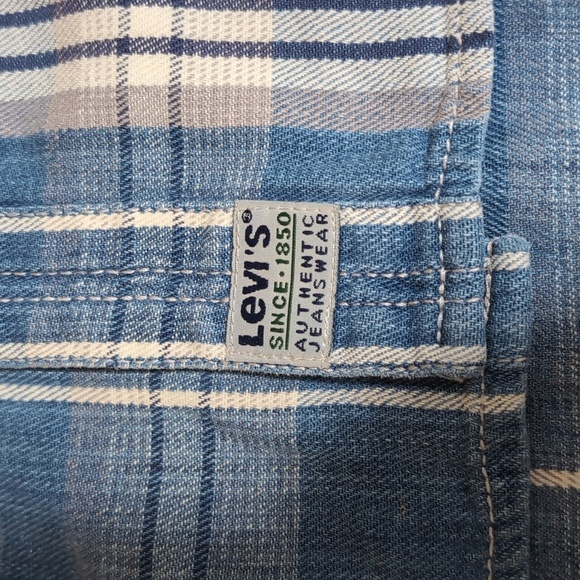 Vintage 90s Levi’s Plaid Button Up Size Large In Blue & White Metal Buttons - Picture 5 of 11